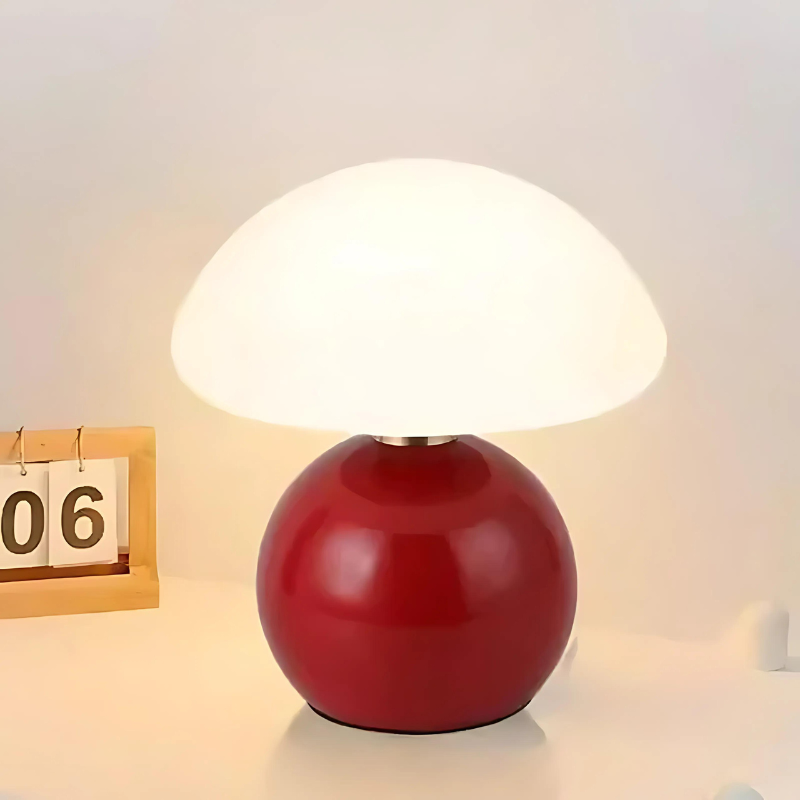 PaddyLight | Elegante kleine Tischlampe aus cremefarbenem Windkeramiek