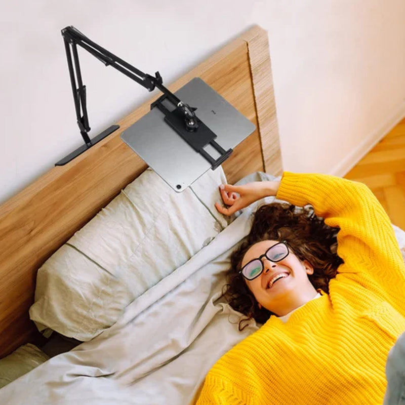 Ausziehbarer, versteckter Telefon-/Tablethalter am Bett