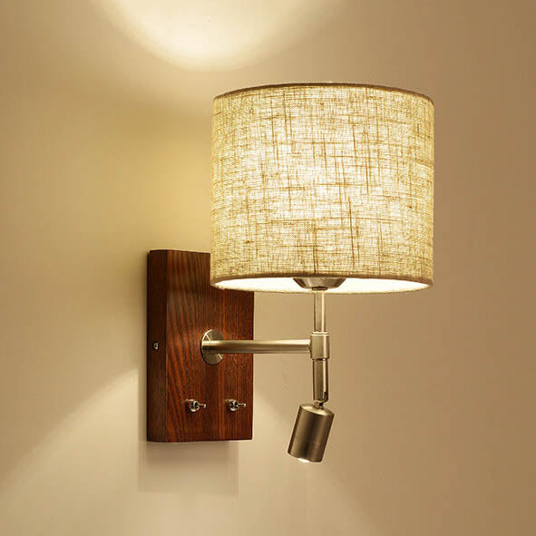 Frendorf | WoodenGlow Wandlampe | Moderner Stoffschirm & Holzsockel | Elegante Wandbeleuchtung | Verschiedene Optionen