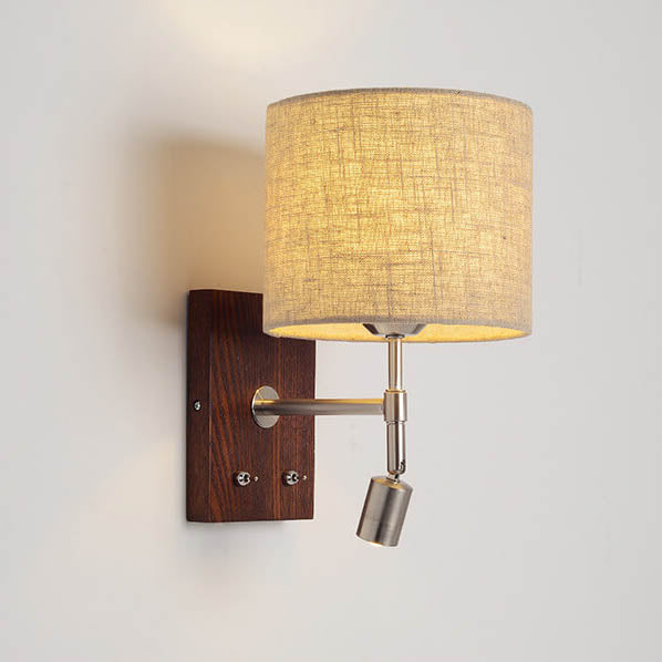 Frendorf | WoodenGlow Wandlampe | Moderner Stoffschirm & Holzsockel | Elegante Wandbeleuchtung | Verschiedene Optionen