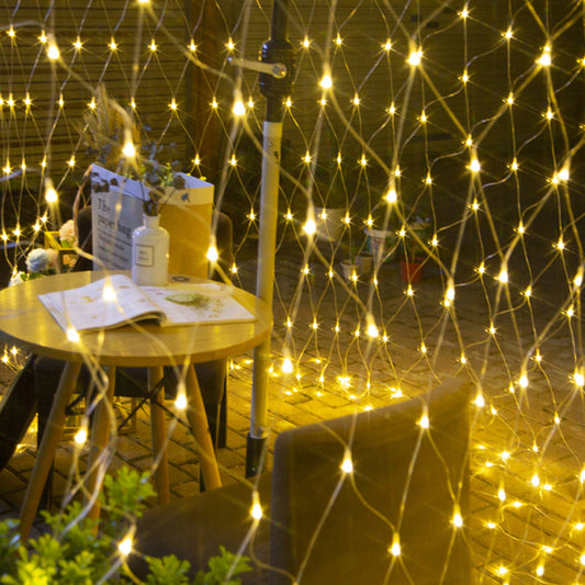 Frendorf | SolarNet Glow Outdoor LED Lichterkette | Fischnetz Design | Solarbetrieben | Stimmungsvolles Licht für Garten und Balkon
