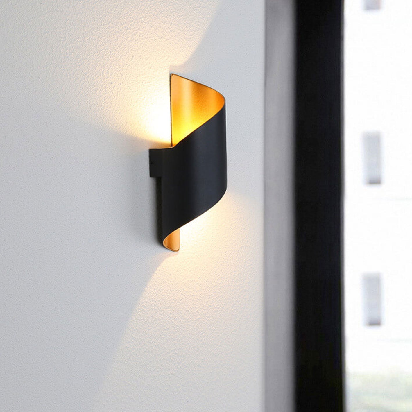 Frendorf | AquaBend LED Außenwandleuchte | Wasserdicht | Modernes Design | Energiesparend | Beleuchtung für Außenbereiche