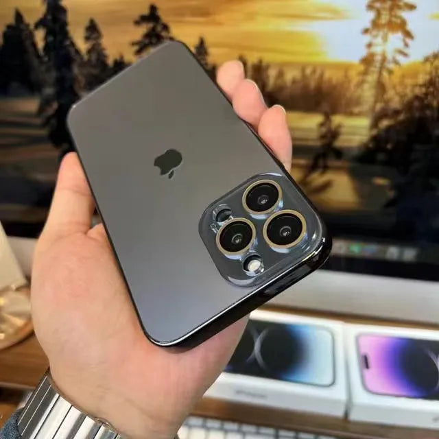 Frendorf | Galvanisiertes Mattes Acryl Gehärtetes Glas iPhone Schutzhülle