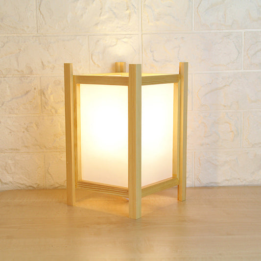 Frendorf | Woodelle – Moderne Tischlampe mit Charme aus natürlichem Holz