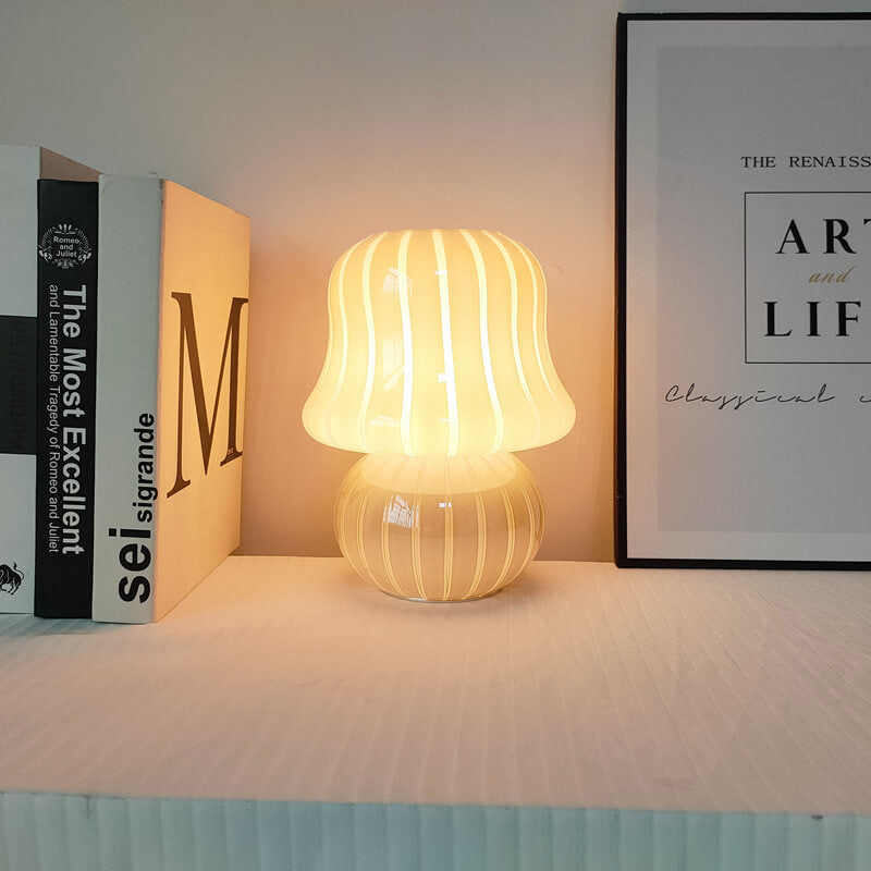 Frendorf | MushLume Glas Tischlampe | Französisches Design | Handgefertigt | Pilzform | Deko & Beleuchtung