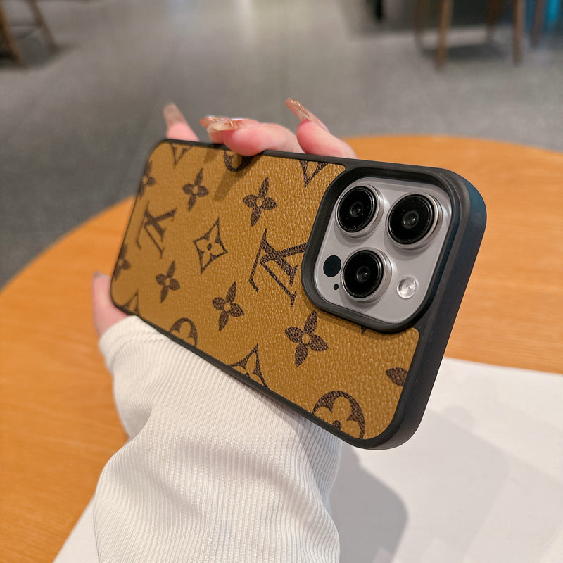 Frendorf | LUXE LV GROSS LOGO IPHONE HÜLLE