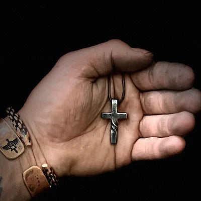 Frendorf | Handgemacht - Kreuz-Halskette