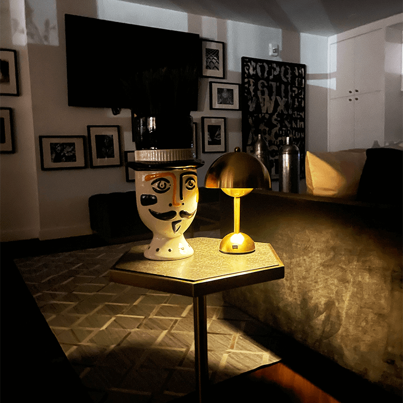 Frendorf | Bringen Sie Ihren Raum mit der modernen Brulee Tischlampe zum Strahlen Warm