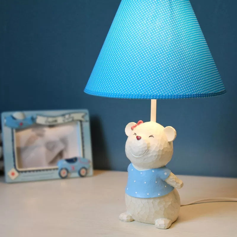 Eine Licht Tapered Shade Tischlampe mit Bären Cartoon Stoff Leselampe für Nachttisch
