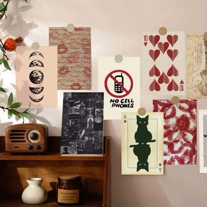 Retro Girl Wand-Collage