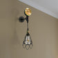 Frendorf | 1 Glühbirne Metall Wandlampe Bauernhaus Gealtertes Messing/schwarzer Drahtrahmen Flur Wandleuchte mit Messgerät
