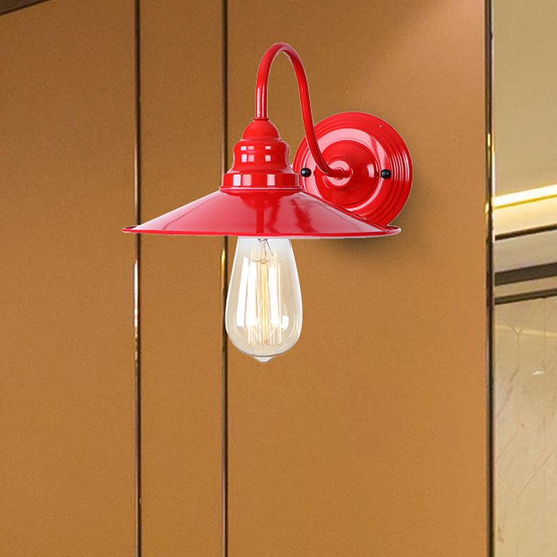 Frendorf | Metalen Gepoedercoat Rode Wandverlichting Platte Kap 1 Kop Industrieel Stijlvolle Wandlamp met Gooseneck Arm