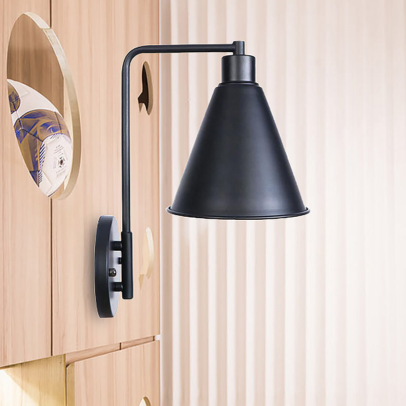 Frendorf | 1 Glühbirne Konische Wandlampe Vintage Stil Schwarz/Rost Eisen Wandmontierte Lampe mit Winkelarm für Bauernhaus