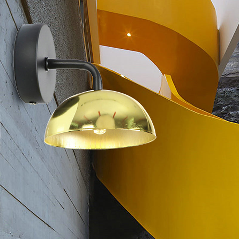Frendorf | 1 Licht Wandlamp Industriële Koepel Shade Metaal Omlaag Wandlicht met Gebogen Arm in Zwart/Brons voor Slaapkamer