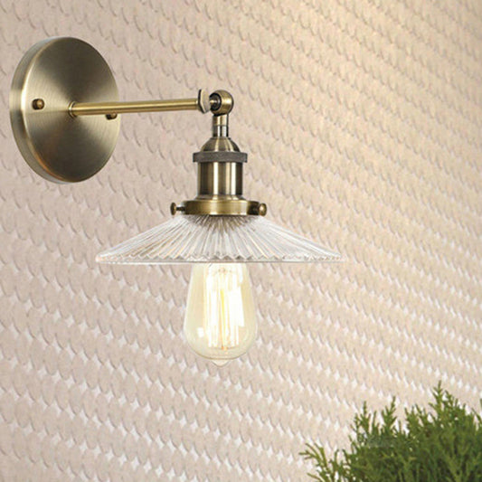 Frendorf | Eine Wandlampe mit einer konischen Shade aus klarem prismatischem Glas Industrielle Esszimmer Wandleuchte Beleuchtungseinrichtung