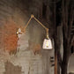 Frendorf | Tapered Bijzet Wandlamp Antiek Helder Glas 1 Licht Zwart/Zilver/Messing Wandlamp met Swingarm