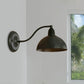 Frendorf | 1 Kopf Wand Sconce Retro Kuppelschirm Metall Sconce Lichtfixture mit gebogenem Arm in Schwarz