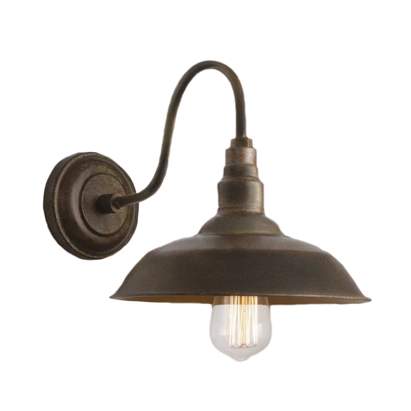 Frendorf | Antieke stijl schuurmuurlamp 1 licht ijzeren wandlamp met goose-neck arm in brons/roest voor slaapkamer