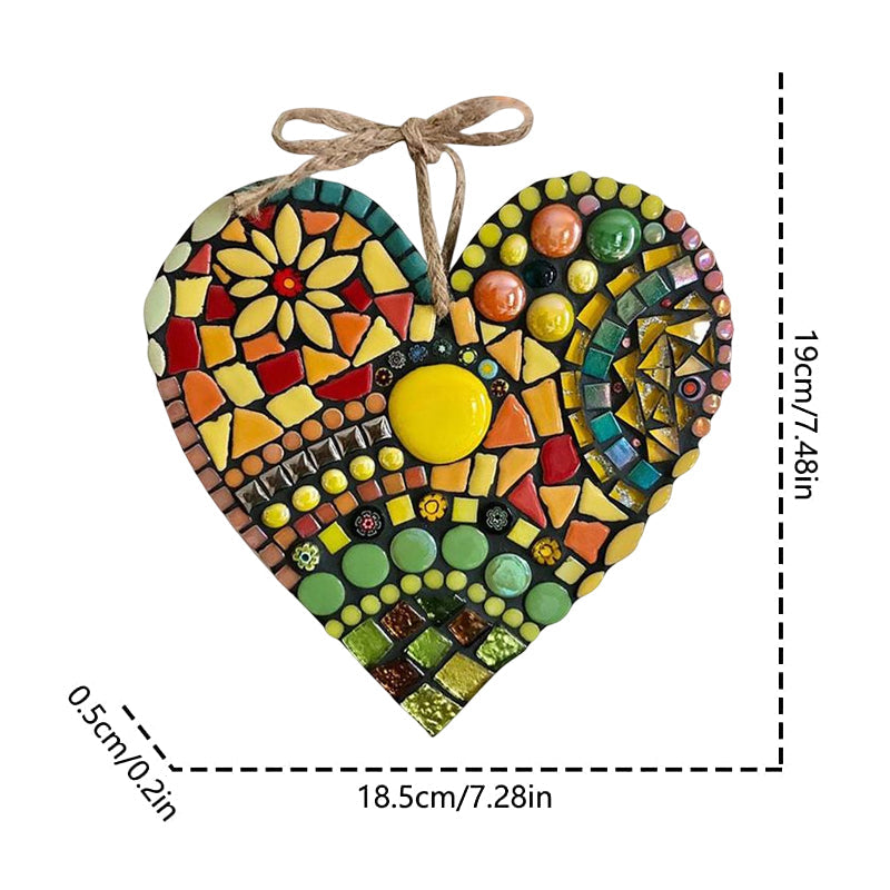 Große Gartenmosaik-Herzdekoration