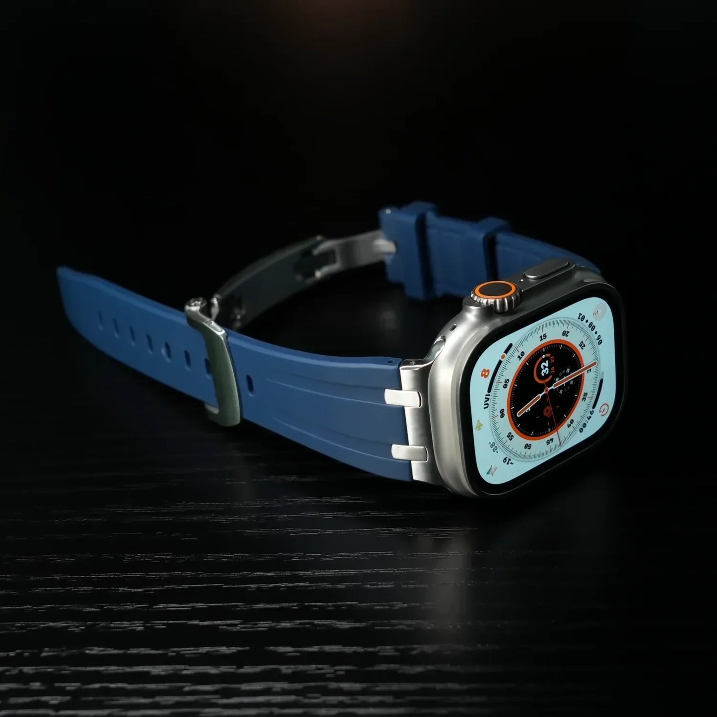 Frendorf | Luxus AP Metallkopf Schmetterlingsverschluss Silikonarmband für Apple Watch
