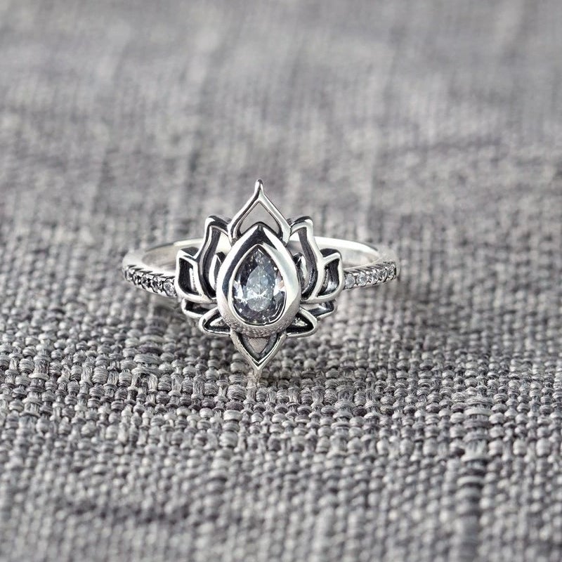 Frendorf | Begin Again Lotus Ring