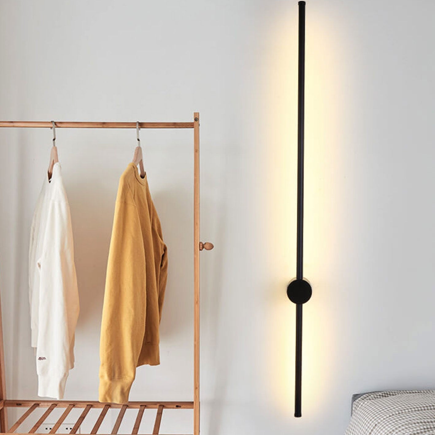 Frendorf | LumiAura LED Wandleuchte | Minimalistisches Design | Dimmbare Aluminium Wandlampe | Modernes Ambiente für Ihr Zuhause