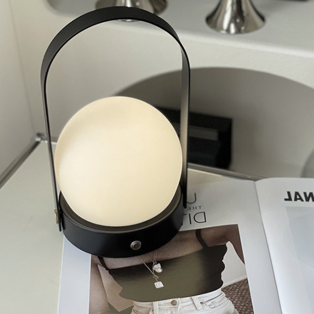 Royelux Die Lanterne de Carrie Wireless Pendelleuchte - Tragbare LED-Lampe mit einstellbarer Helligkeit