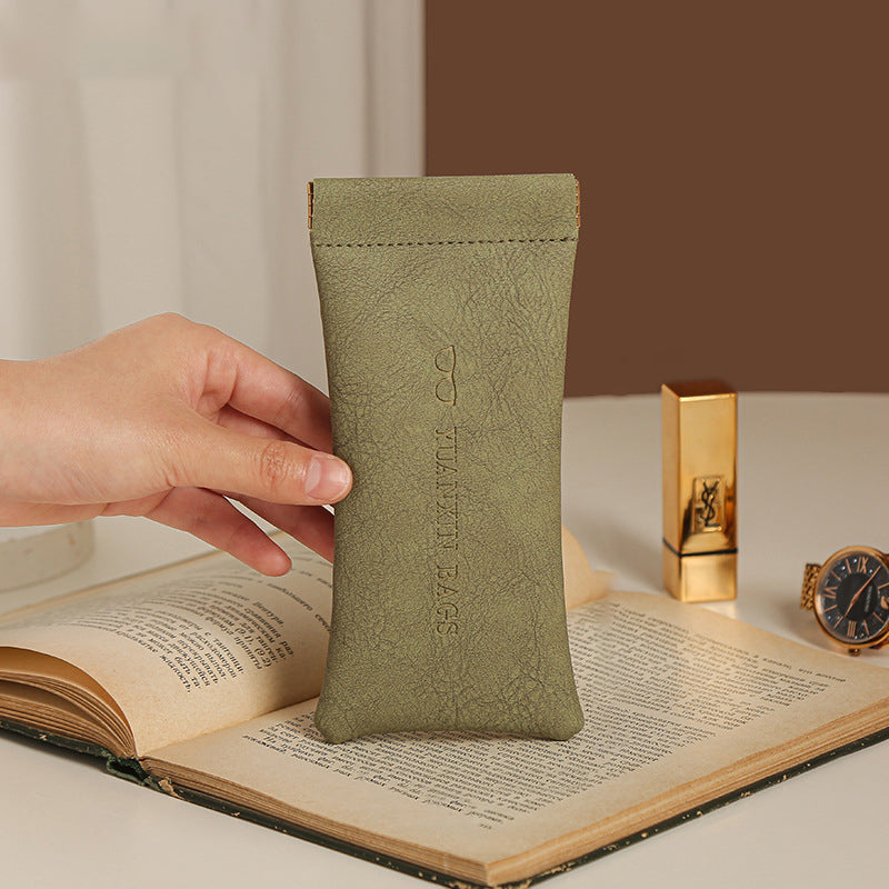 Frendorf | Aufbewahrungstasche aus Leder mit Schnalle