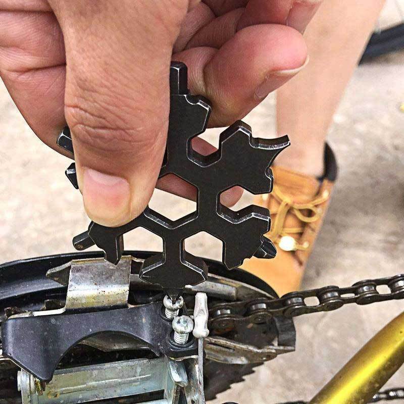 Frendorf | 18-in-1 Edelstahl Schneeflocken Multi-tool