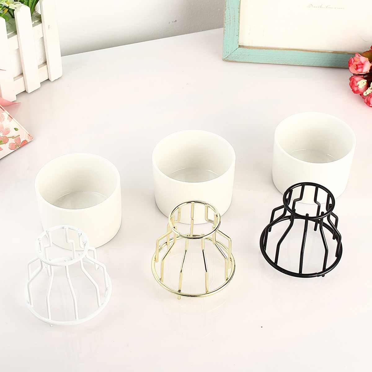 Frendorf | Artévo Eisen-Keramik Design Vase | Modernes Gittermuster | Elegante Dekoration | Für Wohnzimmer & Büro