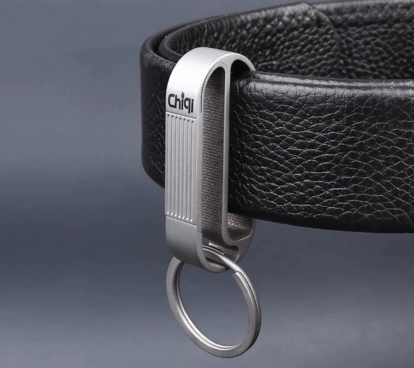 Frendorf | Titanlegierung Herren Gürtelschnalle Schlüsselanhänger - Langlebig, Stilvoll, Farbneutraler Verschluss