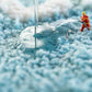 Blaue solide gewebte Badematte