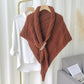 Frendorf | Dreieckiger Strickschal mit Leder-Schlaufe