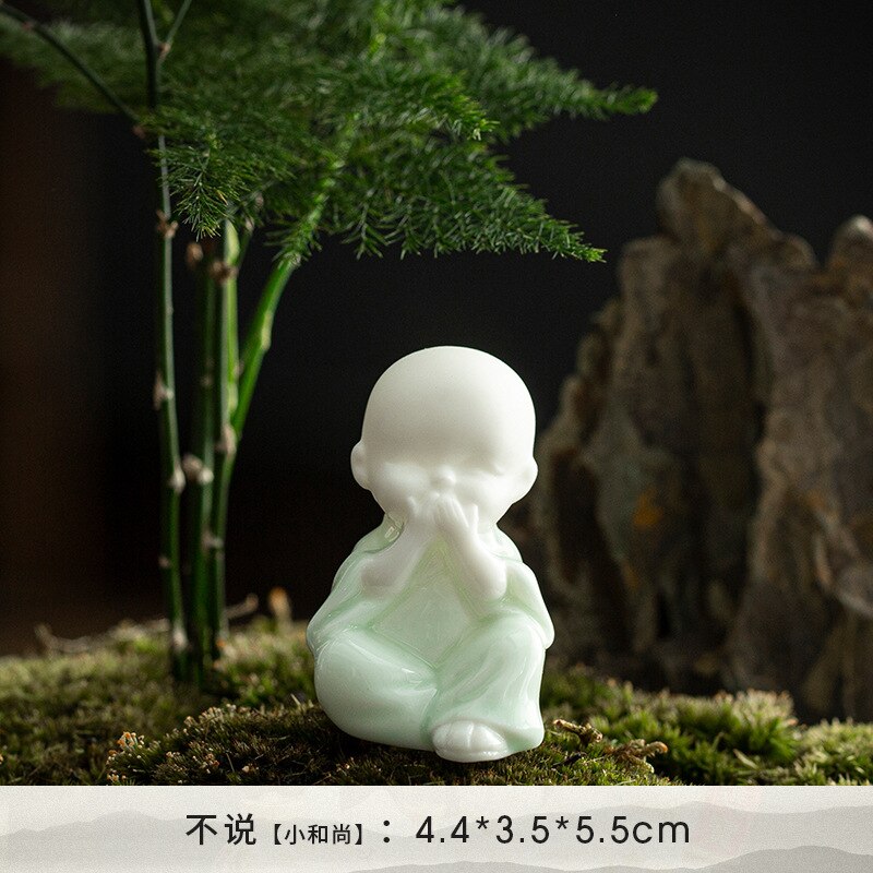 4 Stück / Set Keramisch Süß Mini Kleiner Mönch Teepet Porzellanfiguren Miniatur Fee Garten Buddha Statue Handwerk Feng Shui Zen