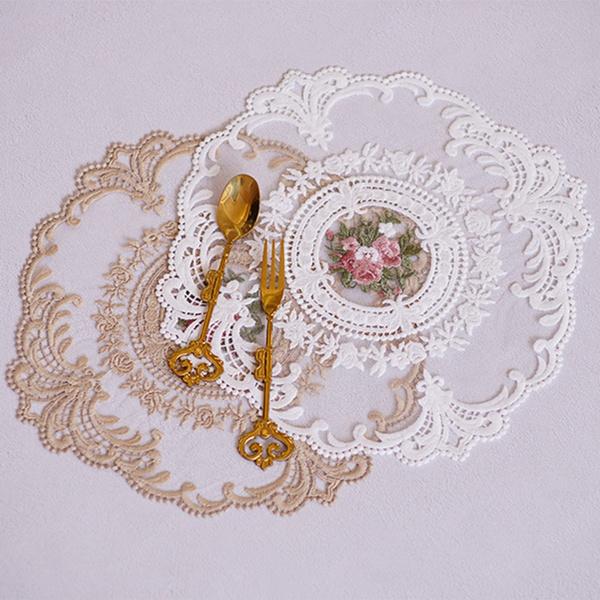 Frendorf | 5-Pack: 3 Styles Vintage Spitzenstickerei Platzset