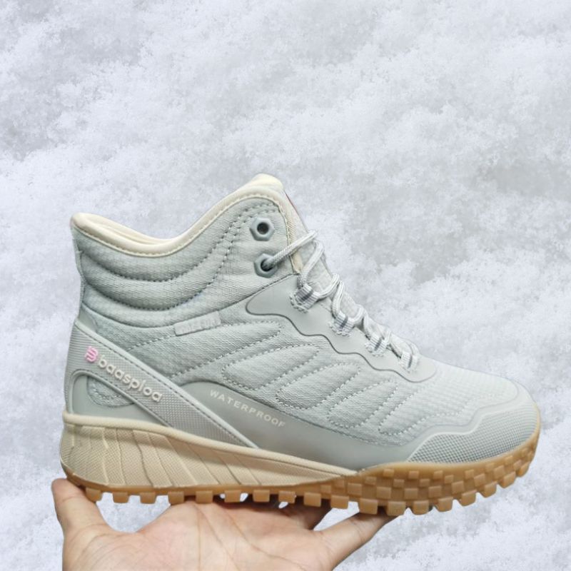 Frendorf | LILLIAN | Stilvolle Winter Stiefeletten | Damen Plüsch Sneakers für Wärme und Komfort