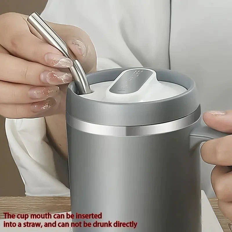 Frendorf | 500ml Wasserbecher mit Deckel Dichtungs-Silikonring Doppelwandig Auslaufsicher Trinkwasser Griff Edelstahl Kaffeebecher Isolierter Becher