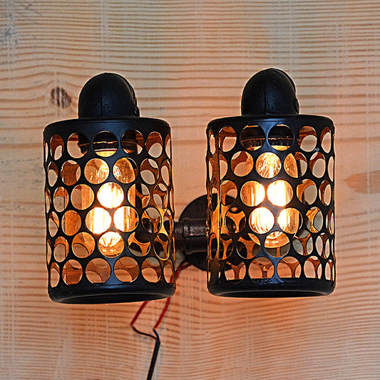Frendorf | 2 Lichter Zylinder Wandleuchte Bauernhaus Schwarze Oberfläche Metall Wandmontage Rohrlampe mit Durchbruchdesign