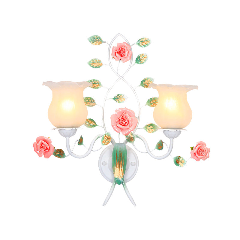 Frendorf | 1/2 Glühbirnen Metall Wandleuchte Pastoral Weiße Blume Wohnzimmer Wandmontierte Beleuchtung