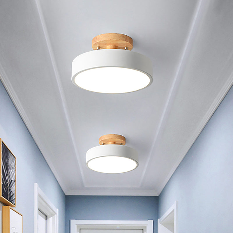 Skandinavische LED-Deckenleuchte mit Holz | Moderne Trommelform für Flure und Eingänge | Energieeffiziente Beleuchtung