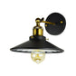 Antiqued Wide Flare Wandleuchte 1 Kopf Metall Wandmontierte Lampe in Schwarz für Restaurant