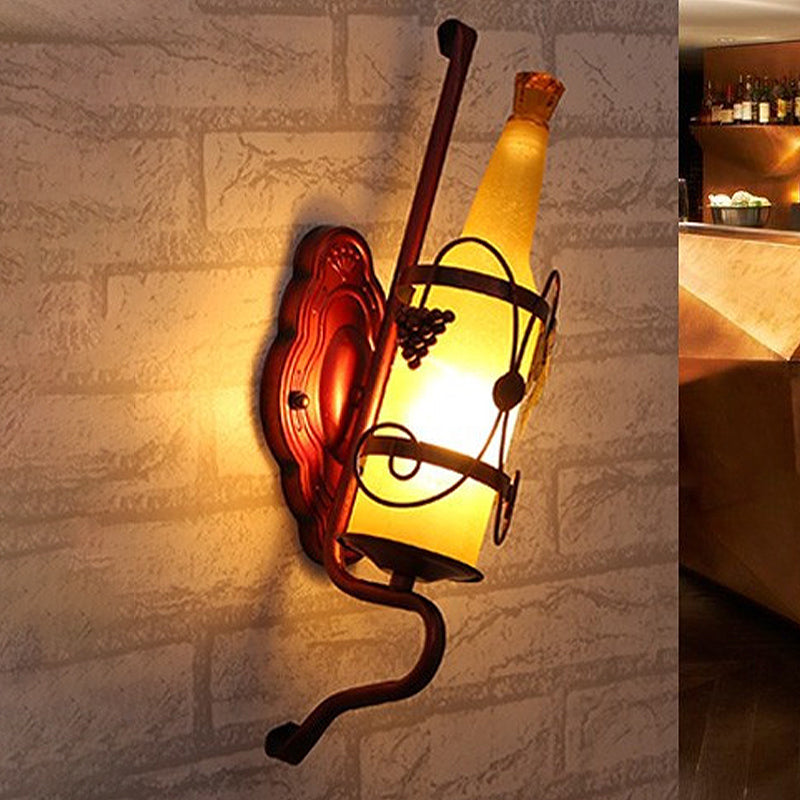Frendorf | 1 Kopf Flasche Wandleuchte Vintage Kupfer Gelbes Glas Wandmontage Lampe Armatur mit Weinregal Design