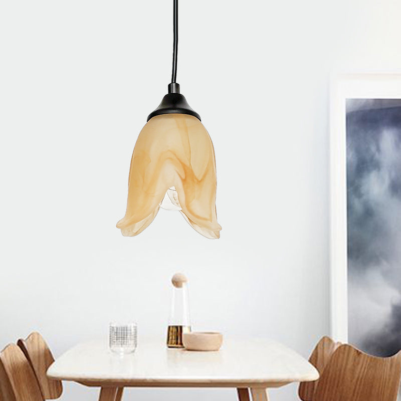 Blumenform/Kegel Wohnraum Hängeleuchte Kit Traditionelles strukturiertes Glas 1 Licht Weiße Pendelleuchte