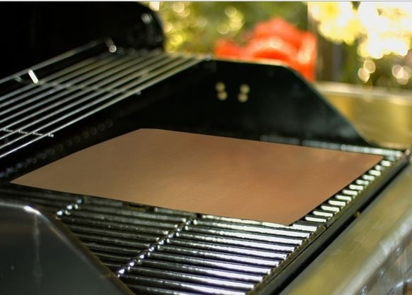 Frendorf | 2er-Pack: Kupfer-infusierte Grill- und Backmatte