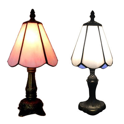 Tiffany Traditionelle Kegelförmige Tischlampe 1 Licht Glas und Metall Leseleuchte in Weiß/Rosa für Büro