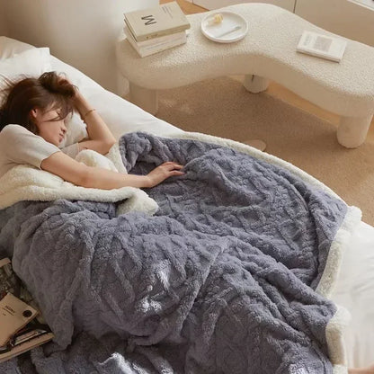 Frendorf | ArcticCozy Dicke Winter Lammwoll-Decke | Kuschelig & Warm | Perfekt für Zuhause & Unterwegs