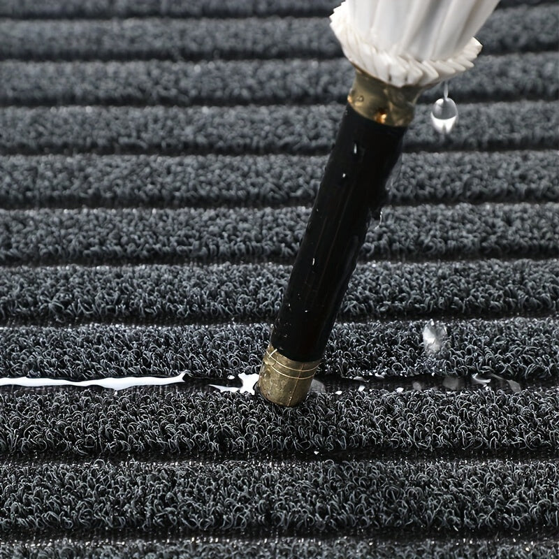 Wetterfeste Fußmatte für außen als Schmutzfangmatte in Grau, ideal für Outdoor-Bereiche und Eingänge