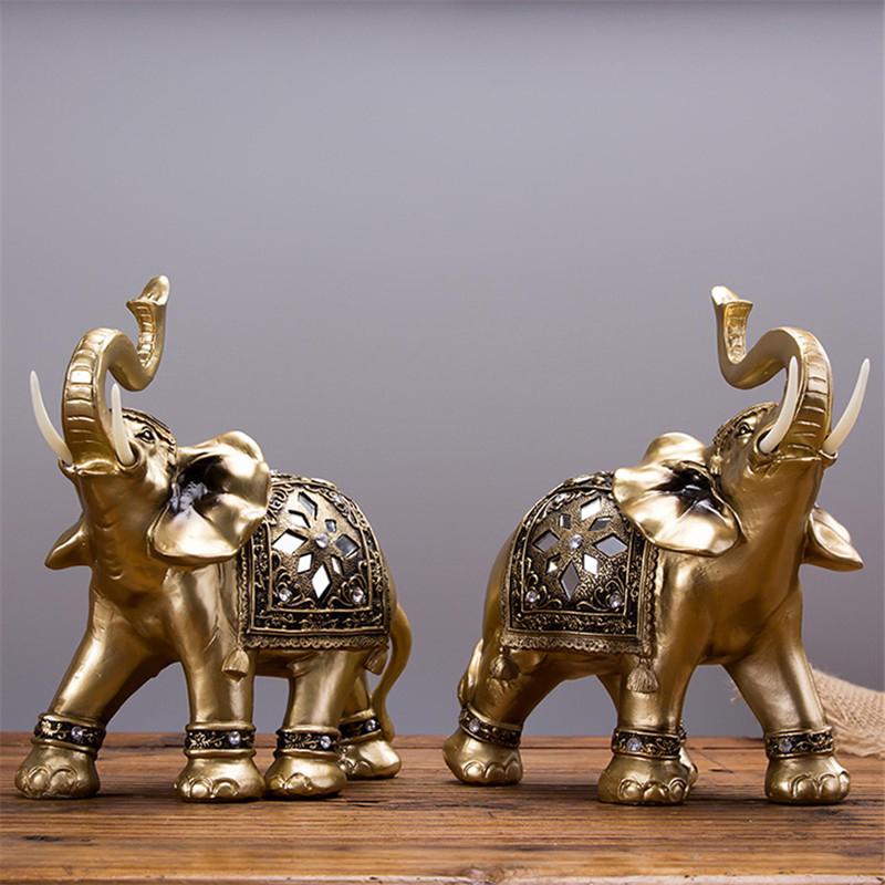 Frendorf | Goldener Elefant Statue