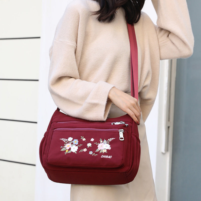 Frendorf | Bestickte Blumen Schultertasche