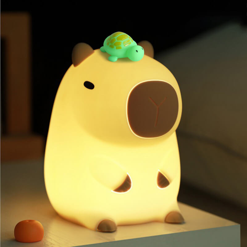 Frendorf | CappyGlow 2024 Capybara Silikon Nachttischlampe | Squishy & Kinderfreundlich | Perfektes Geschenk für Kinder und Mädchen